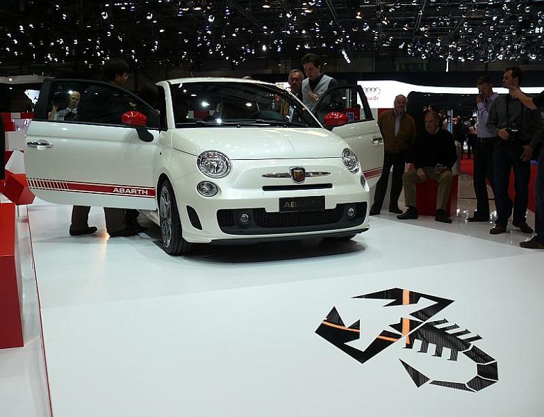 Abarth_P1090225_800.jpg