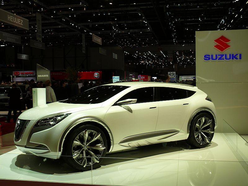 Suzuki_Kizashi2_P1080241_800.jpg