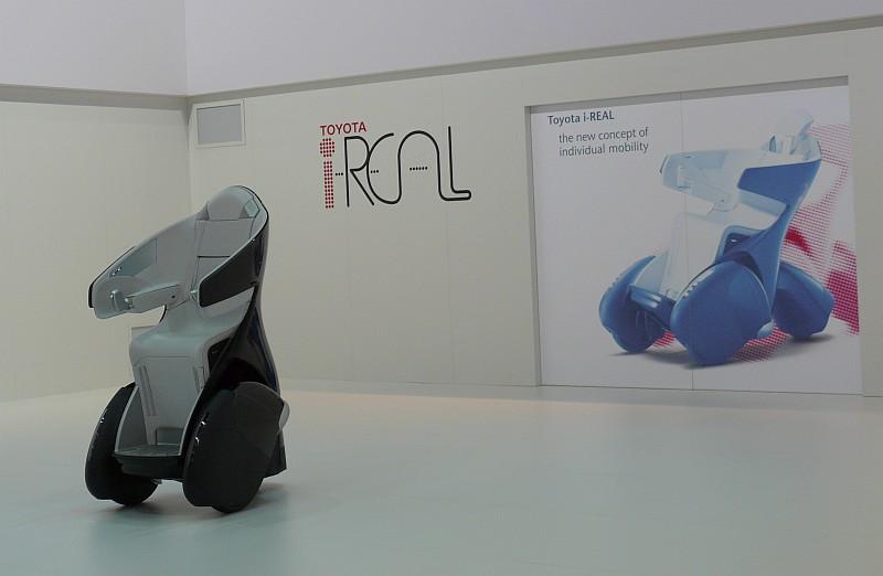 Toyota_iReal_P1080760_800.jpg